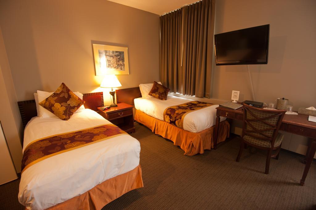 คิงเอดเวิร์ด โฮเต็ล Hotel แบมฟ์ ภายนอก รูปภาพ